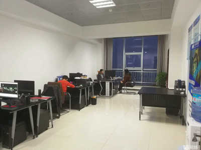 新疆丝路宏达信息技术咨询服务——赋能企业信息化转型